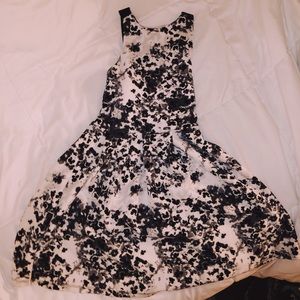 cute patterned dress!!